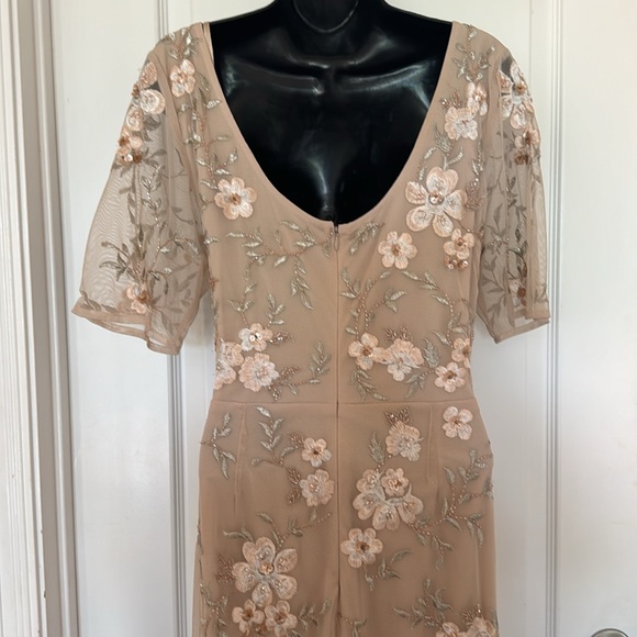 This beautiful floral pink dress - Picture 3 of 3